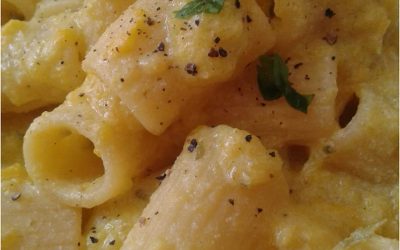 Mezze maniche con crema di Peperoni gialli e Ricotta